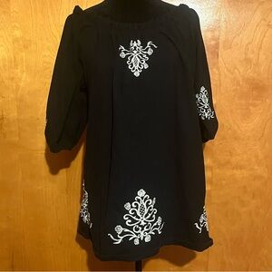 The Pyramid Collection Black Tunic with White Embroidery